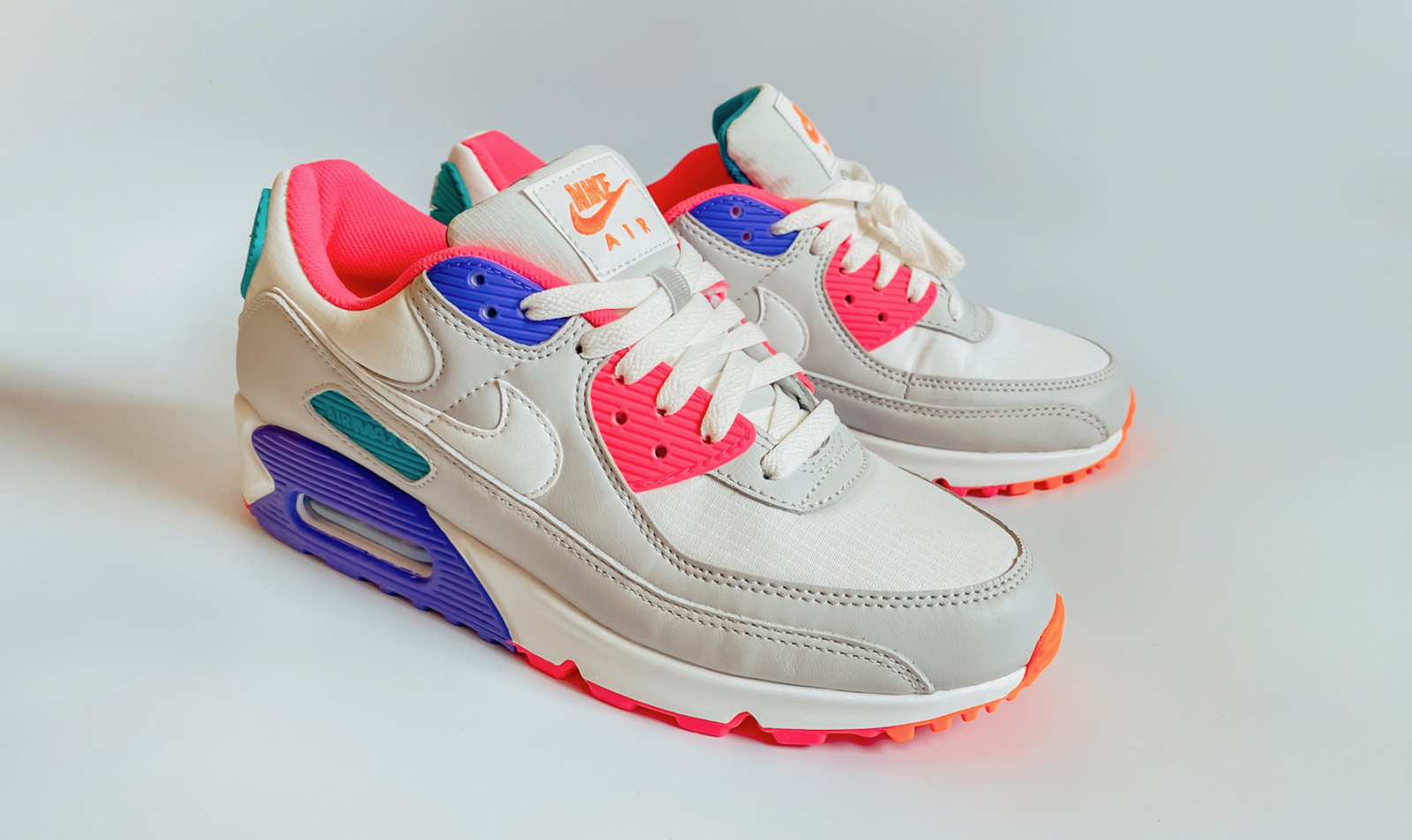 Réparer le talon intérieur de ses baskets