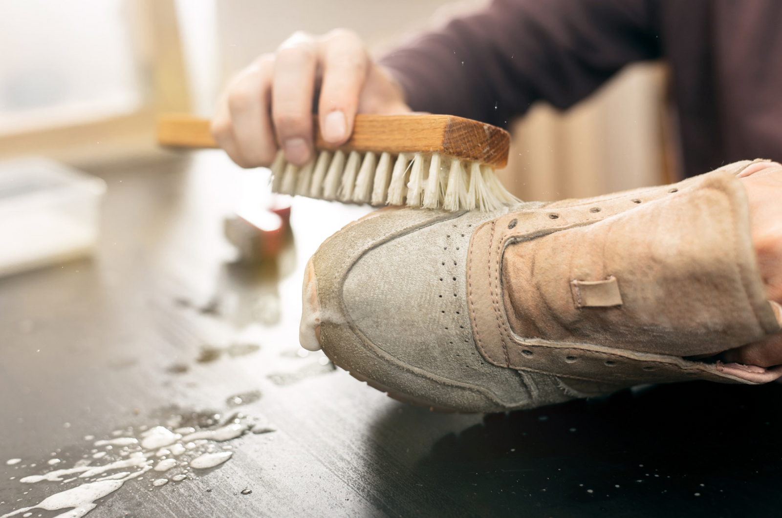 Comment nettoyer ses baskets blanches soi-même ?